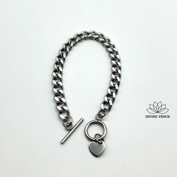 Toggle Clasp Bracelet | Stainless Steel Curb Chain - Picture 13 of 14
